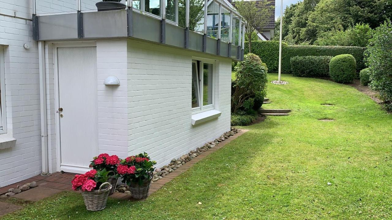 Ferienwohnung In Weisser Villa Am Kliff Flensburg Bagian luar foto